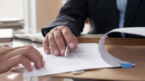 Ley de eliminación del CAS o el fin del tránsito a la Ley del Servicio Civil