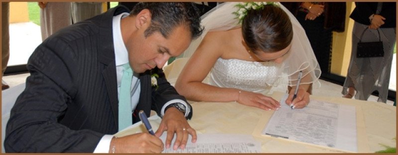 Aprueban Matrimonio Notarial en el Perú