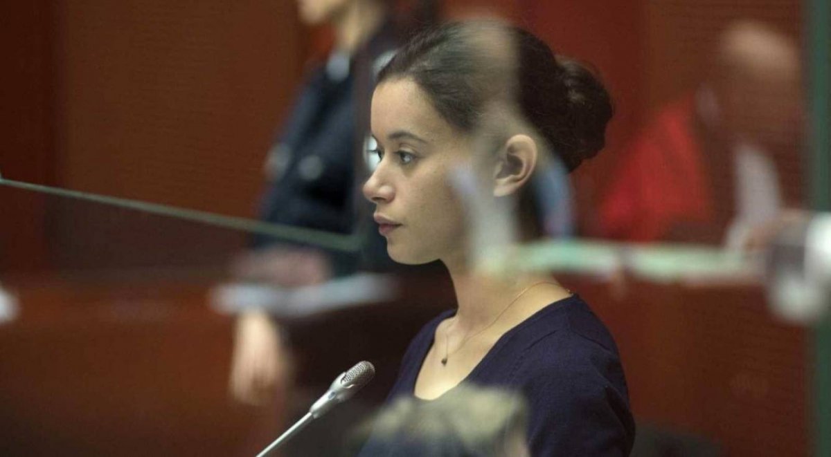 'La chica del brazalete': Un análisis del thriller judicial que acaba de estrenarse